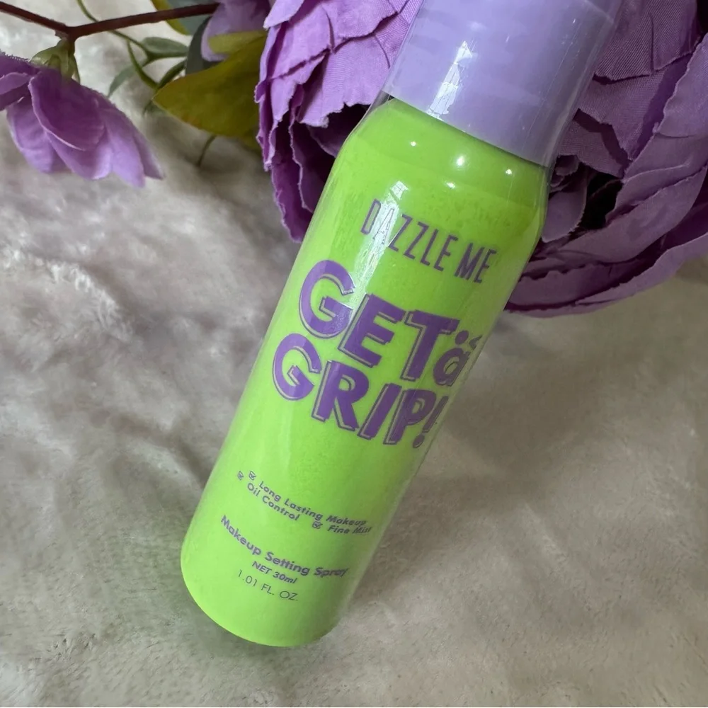 NEW Dazzle Me Get a Grip Makeup Setting Spray